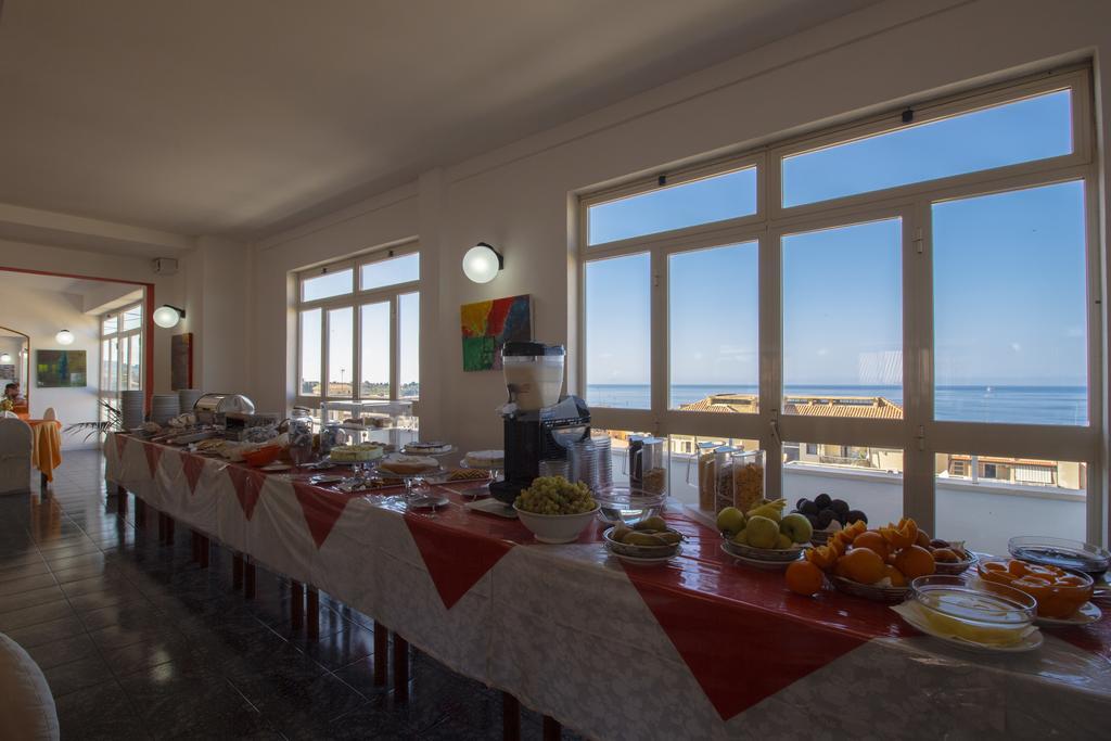 Hotel La Perla Tropea Eksteriør billede