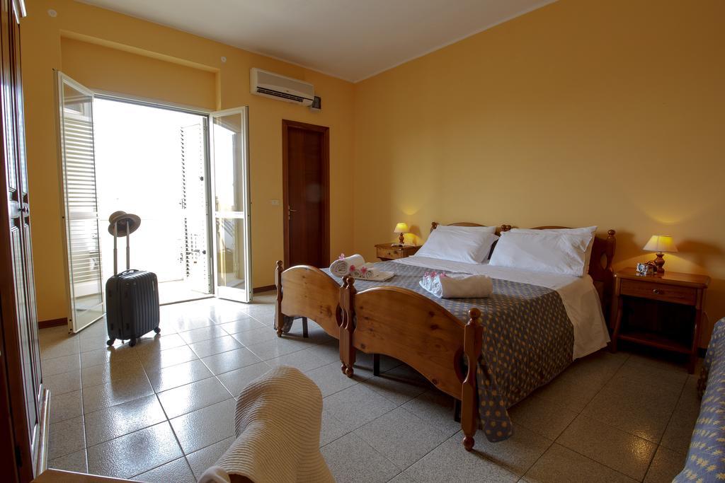 Hotel La Perla Tropea Eksteriør billede