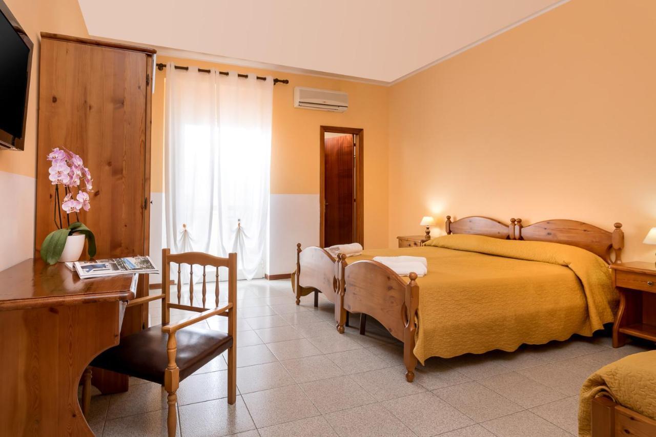 Hotel La Perla Tropea Eksteriør billede